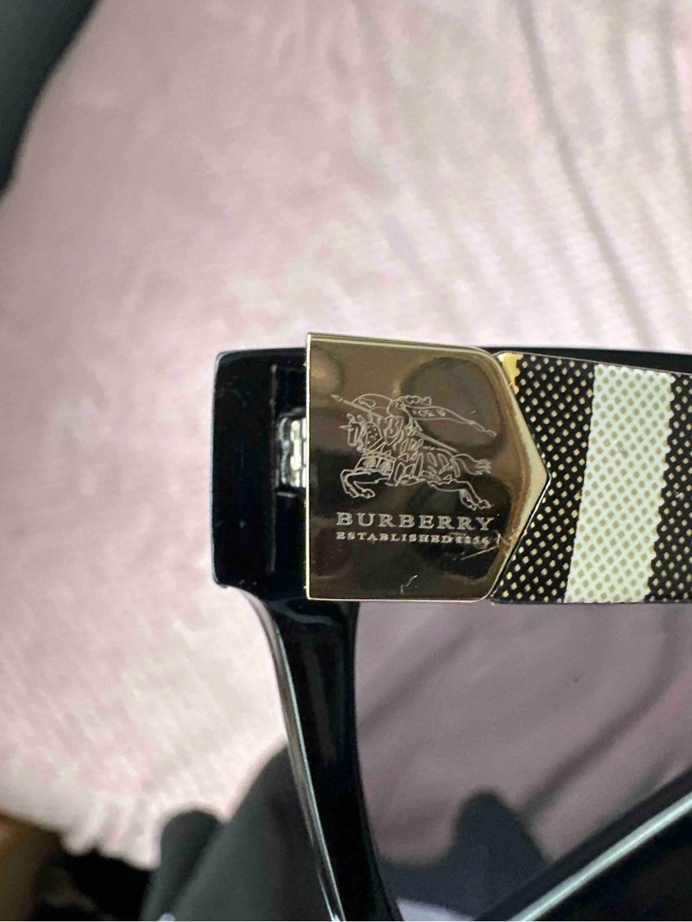 Burberry Black Sunglasses with Signature Check Arms - Picture 2 of 5